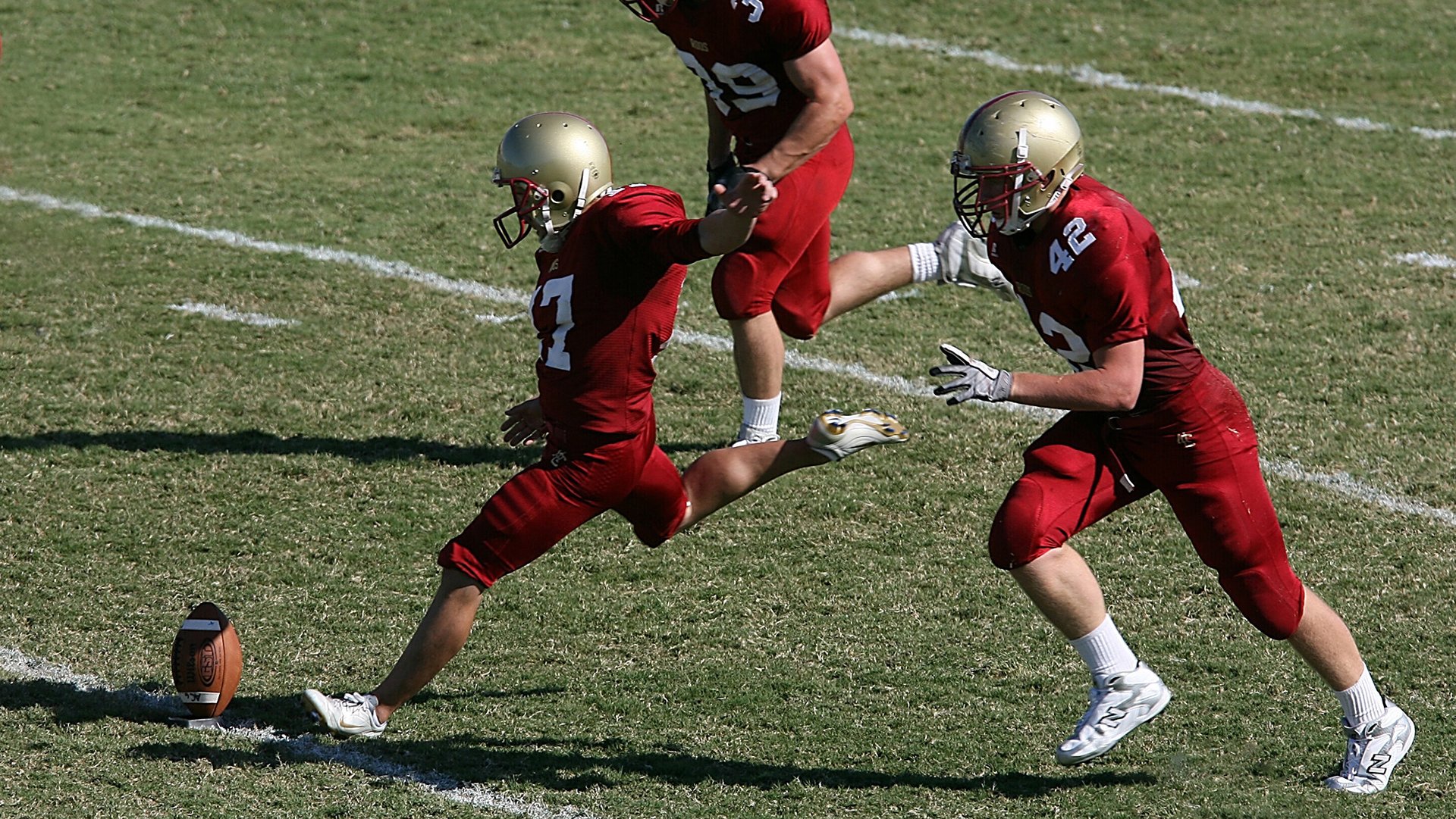 开云体育下载-技战术深度：不同教练的新颖战法探秘，战术教练员集训